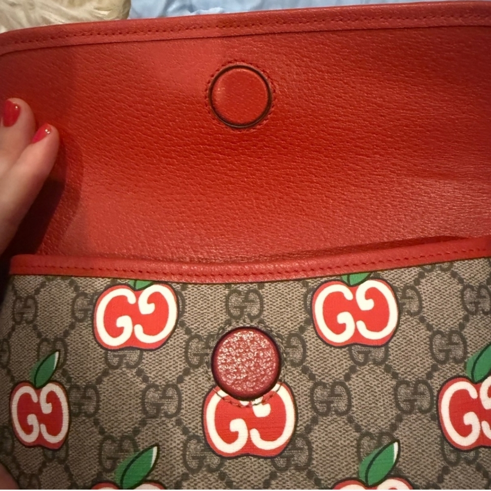 NWOT Gucci Limited Edition Apple GG Supreme Fanny Pack Waist Belt Bag - Picture 8 of 16